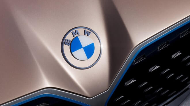 new BMW logo